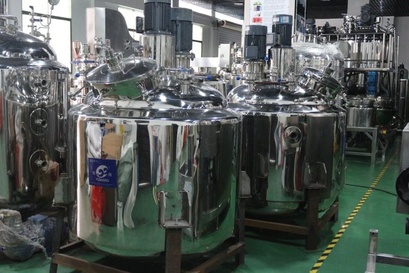 讓真空乳化機水油鍋煥然一新【鈺翔機械】