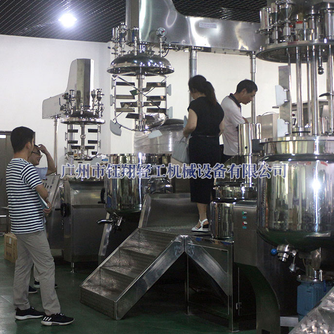 乳化機(jī)實(shí)拍圖