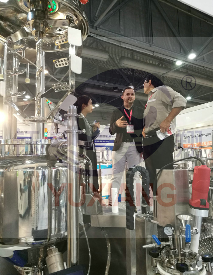 2016-11-18香港亞太美容展，慶祝廣州鈺翔機(jī)械圓滿成功！