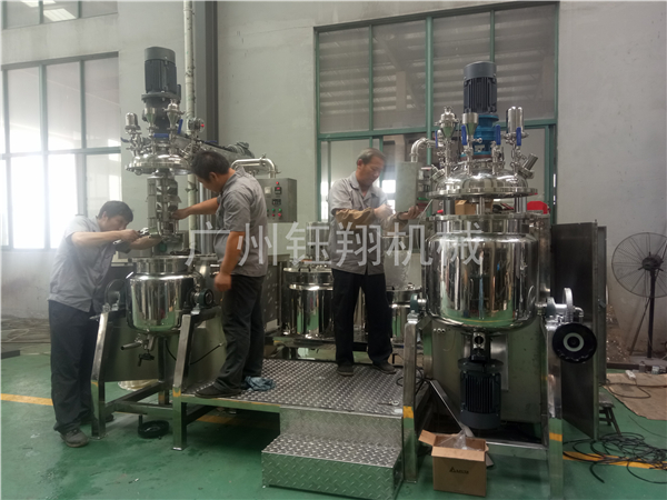 為什么我們會(huì)建議，選購(gòu)50L食品均質(zhì)乳化機(jī)的客戶改選100L？