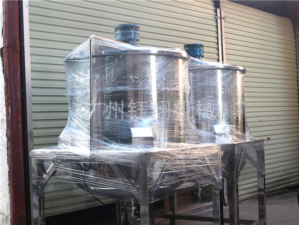 用于藥品研發的醫藥真空乳化機今天裝柜！發往上海某大學【鈺翔】