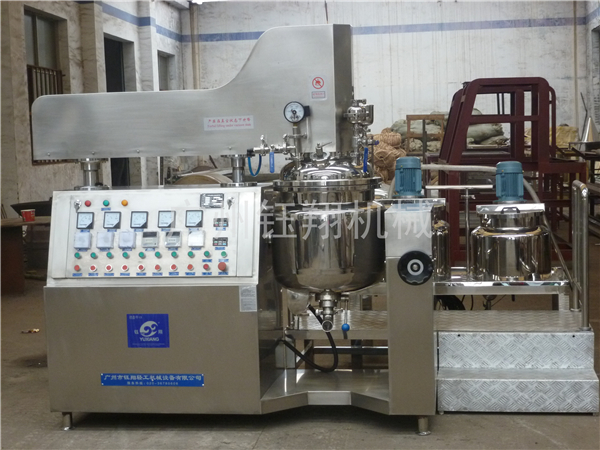 為什么客戶傾向于選購(gòu)定制型的下均質(zhì)乳化機(jī)？【鈺翔】